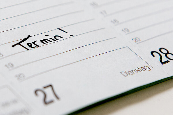 Kalender mit dem Eintrag "Termin".